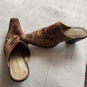 Women's Western Wedge Slip Ons Size 8